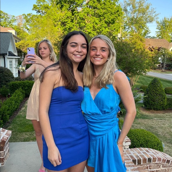 Meet your Posher, Ellie - Picture 1 of 1